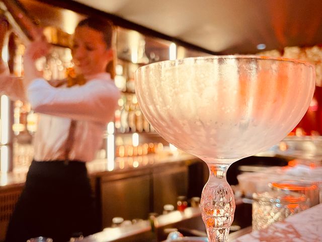 Mambo Garches Bartender